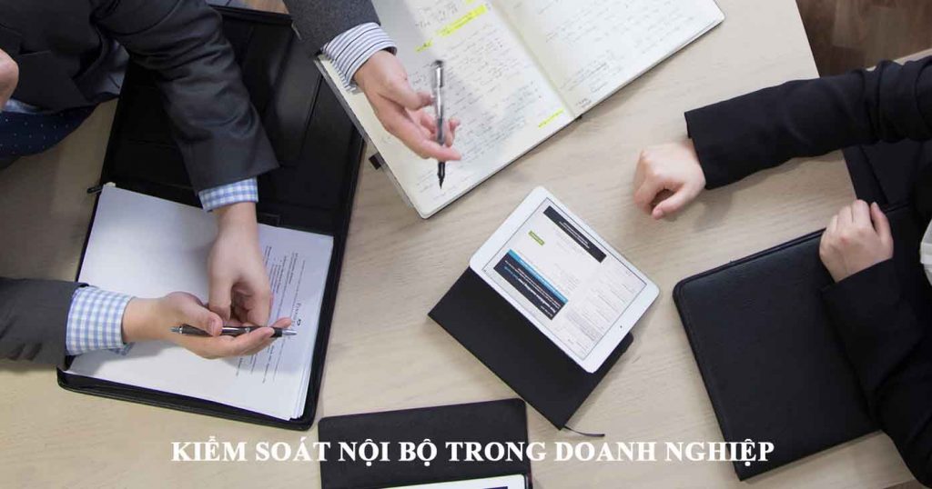 he-thong-kiem-soat-noi-bo