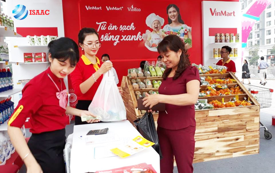 nhan-vien-tu-van-ban-hang-sieu-thi
