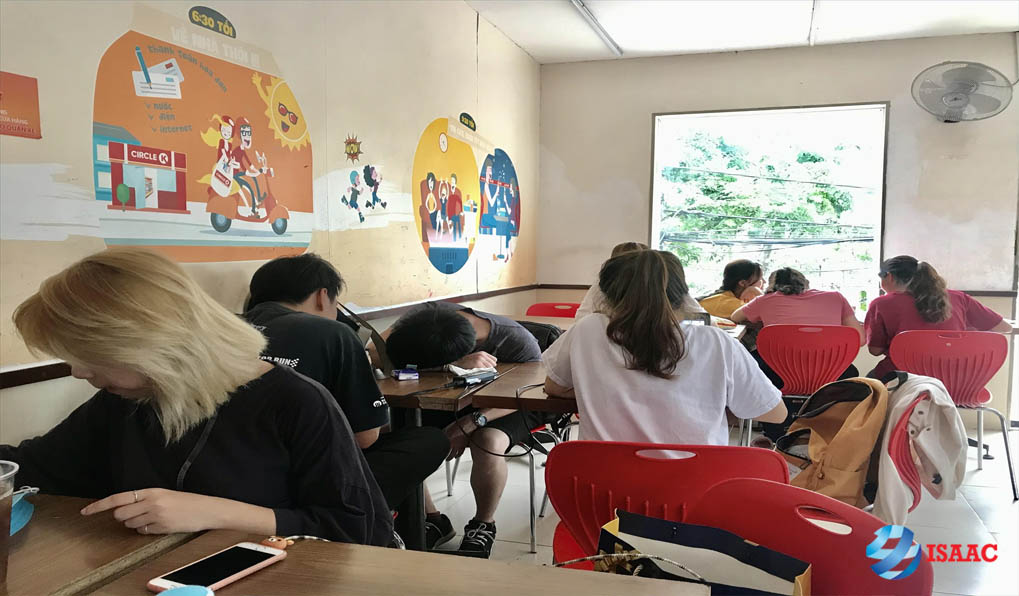 mô hình kinh doanh cửa hàng tiện lợi circle k