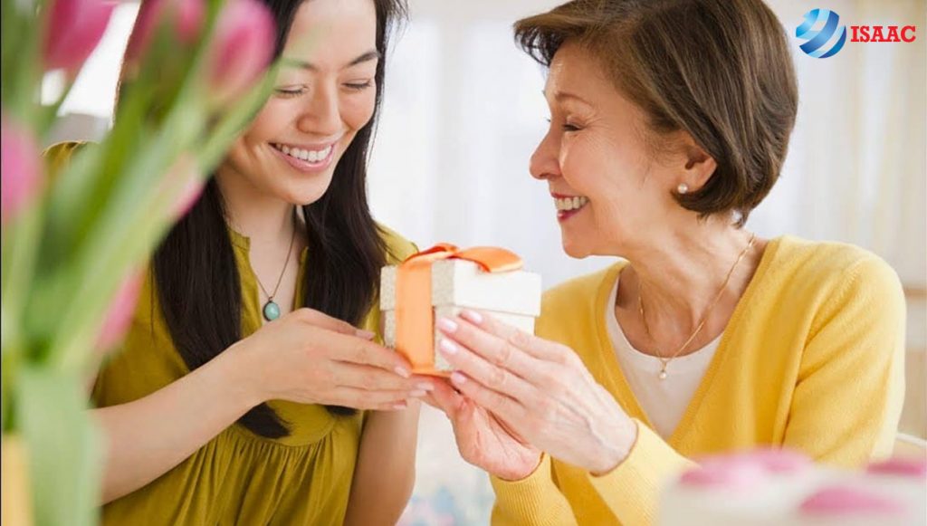 Lựa chọn quà tặng Mẹ