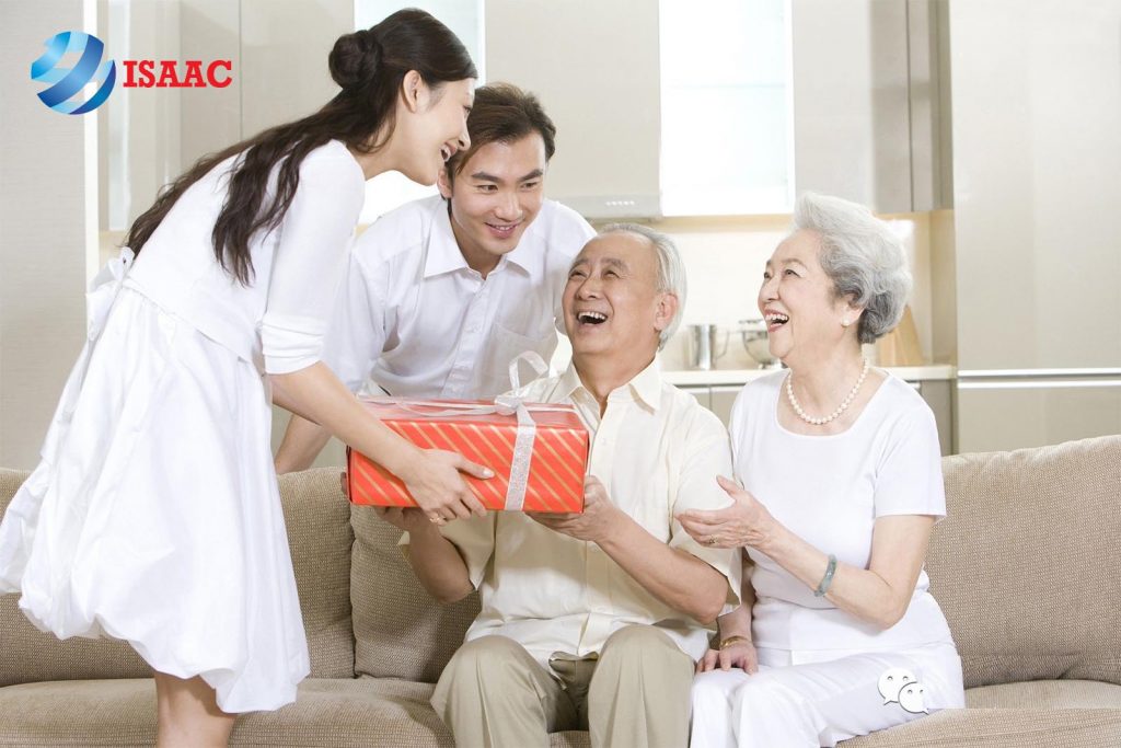 quà tết cho người già