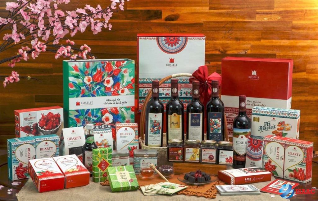 Tặng các loại đồ uống cho nhân viên ngày Tết