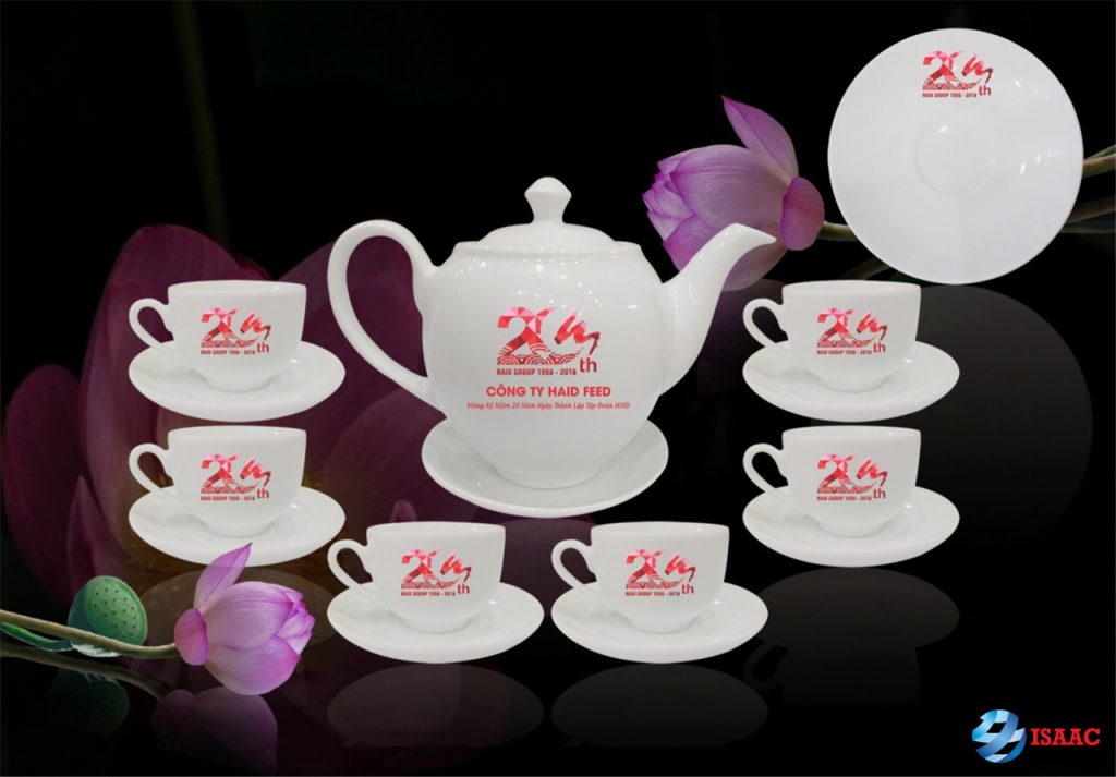 Quà tặng in logo công ty ngày Tết 