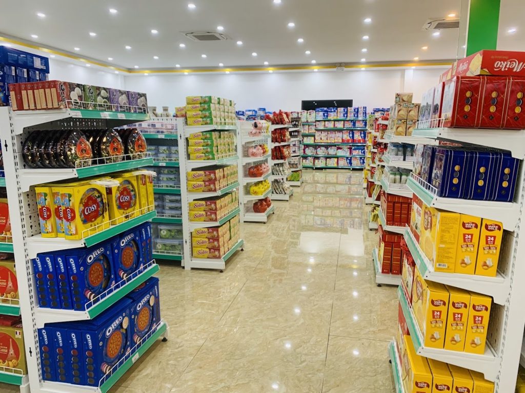 Hình ảnh trưng bày hàng hóa siêu thị Sông Lô Hình ảnh trưng bày hàng hóa siêu thị Sông Lô